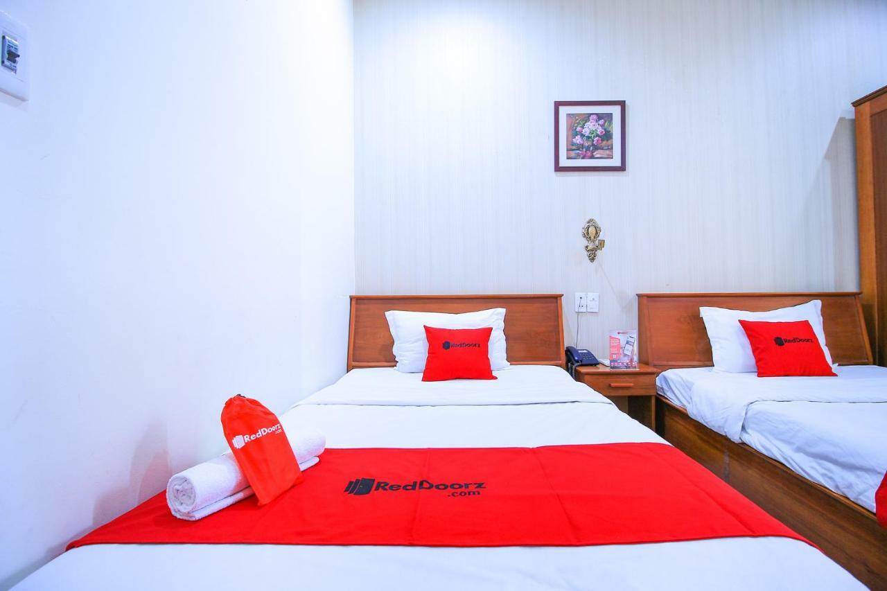 Reddoorz Near Han Market Da Nang Exterior photo
